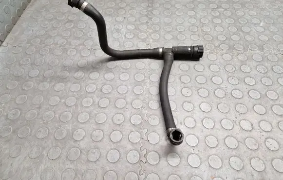 BMW 6 E63 E64 Engine coolant pipe/hose 7787456