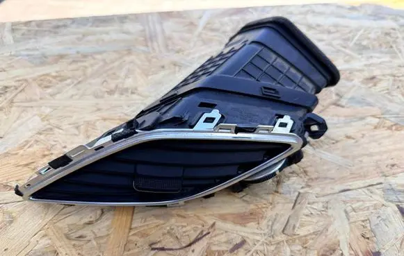 Hyundai i40 Dashboard side air vent grill/cover trim 974203Z000