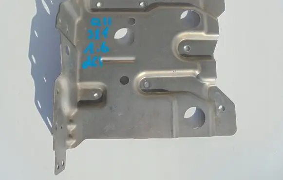 Nissan Qashqai Battery tray 