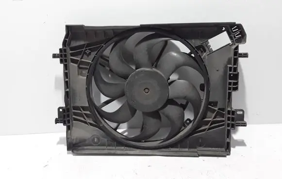 Radiator cooling fan shroud