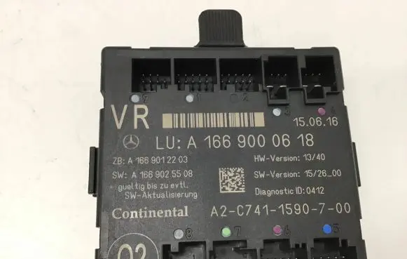 Mercedes-Benz GLS X166 Door control unit/module A1669000618