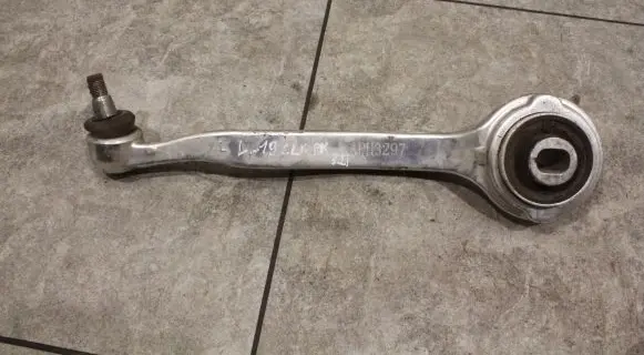 Mercedes-Benz CLK A209 C209 Front lower control arm/wishbone
