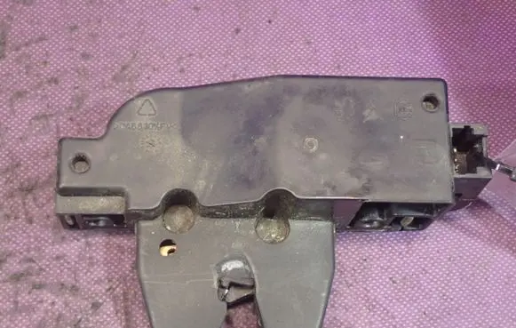 Citroen C3 Tailgate/trunk/boot lock/catch/latch 9646091580