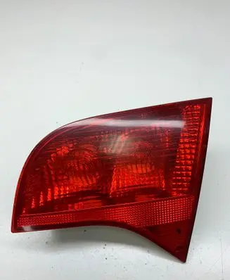 Audi A4 S4 B7 8E 8H Tailgate rear/tail lights 8E9945094 484502 ULO749002