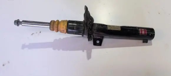 Volkswagen PASSAT B8 Front shock absorber/damper 3Q0413031BN