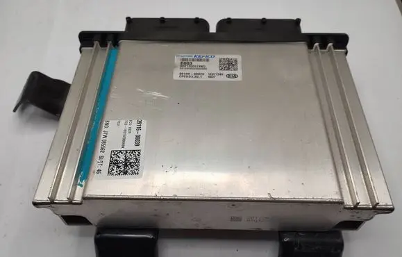 KIA Ceed Engine control unit/module ECU 9001300574KD 1E07130Y 3919908020