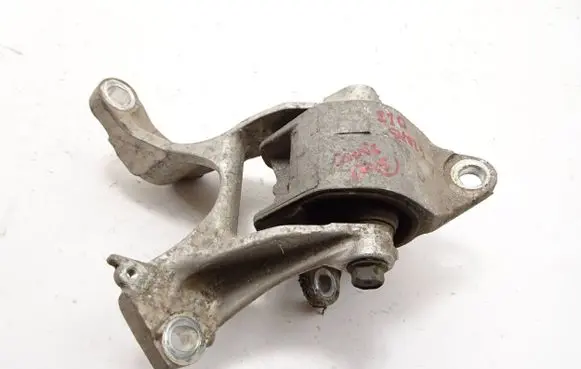 Honda Civic IX Gearbox mounting bracket