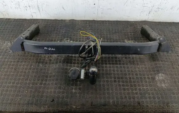 Audi A4 S4 B5 8D Tow bar 000304