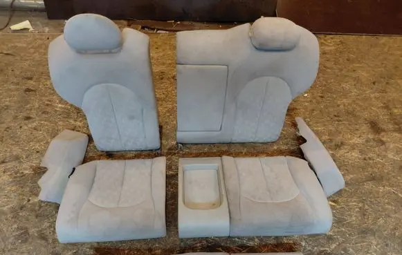 Mercedes-Benz CLK A209 C209 Rear seat 