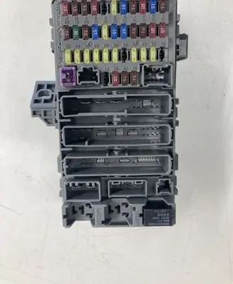 Honda CR-V Fuse module 38200SWA