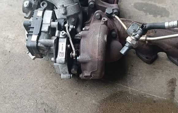 BMW 4 F32 F33 Turbo 1165850809704 8508136 11658508097