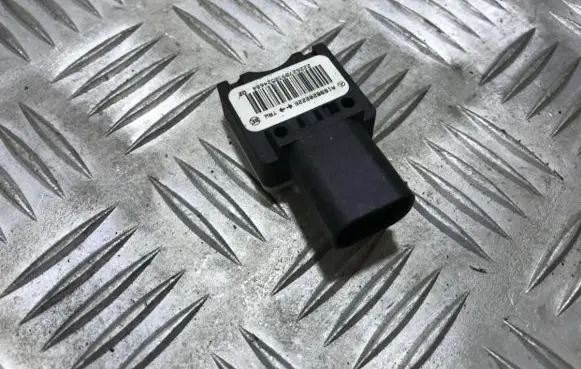 Mercedes-Benz A W169 Airbag deployment crash/impact sensor a1698202226
