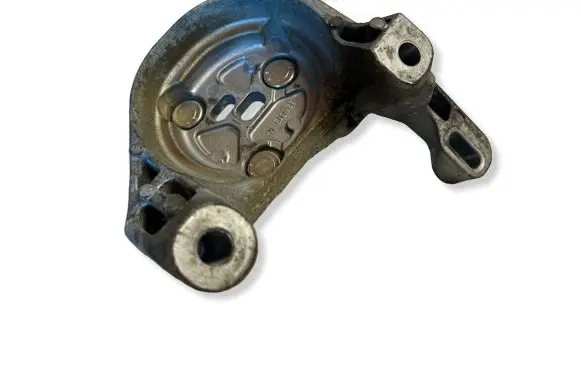 Volvo V40 Engine mounting bracket 326D15K