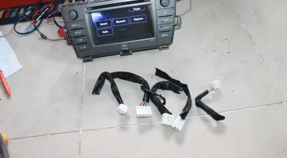 Toyota Prius (XW30) Sound system wiring loom 8614047100 CVVS01F34D 57038