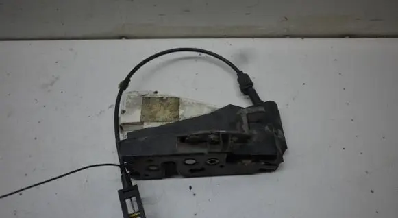Seat Alhambra (Mk1) Rear door lock