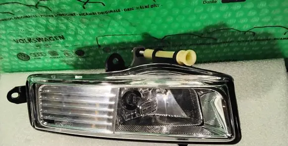 Audi A6 S6 C6 4F Front fog light 4F0941700A