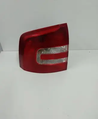 Skoda Octavia Mk2 (1Z) Rear/tail lights 1Z9945095