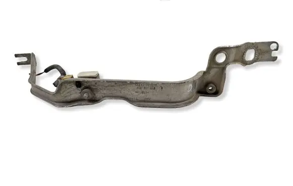 Audi A6 S6 C7 4G Headlight/headlamp mounting bracket 4G0807592