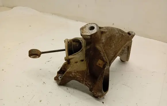 Audi A4 S4 B9 Engine mounting bracket 4M0199307