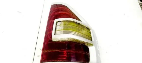 Mitsubishi Pajero Rear/tail lights