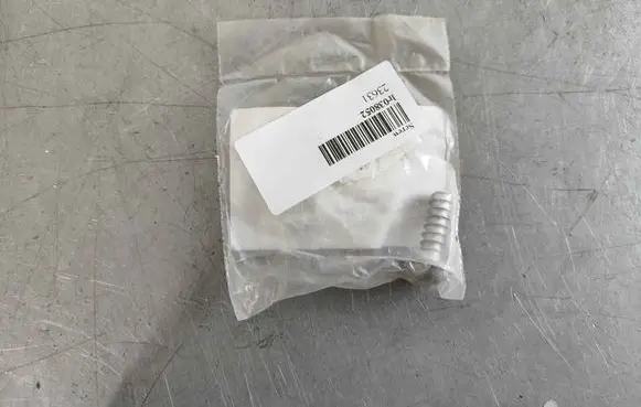 Land Rover Discovery Sport Nuts/bolts lr038052
