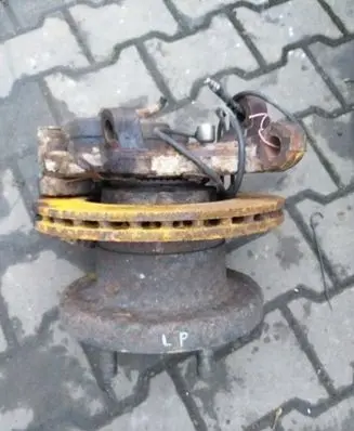 Iveco Daily 3rd gen Front wheel hub spindle knuckle