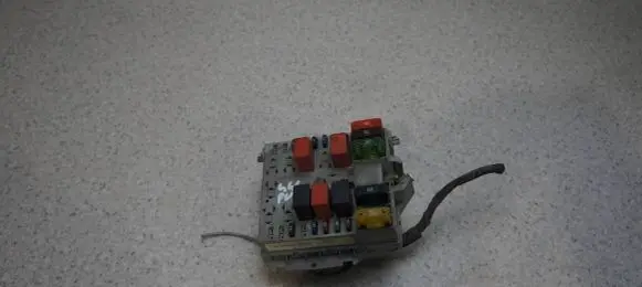 Fiat Punto (188) Fuse box set 46763642