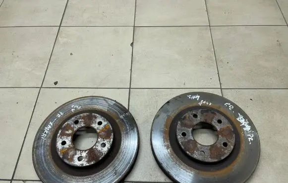 Nissan Qashqai Front brake disc