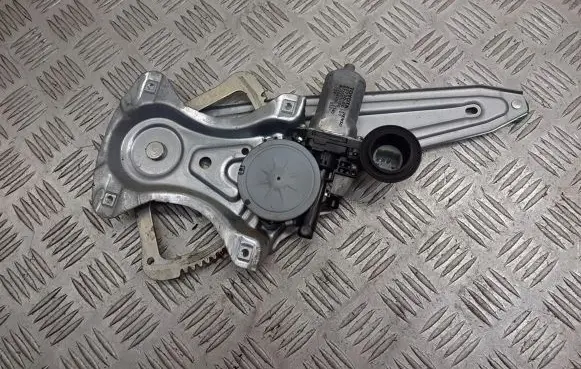 Toyota Auris 150 Rear door window regulator with motor 85720-0D120