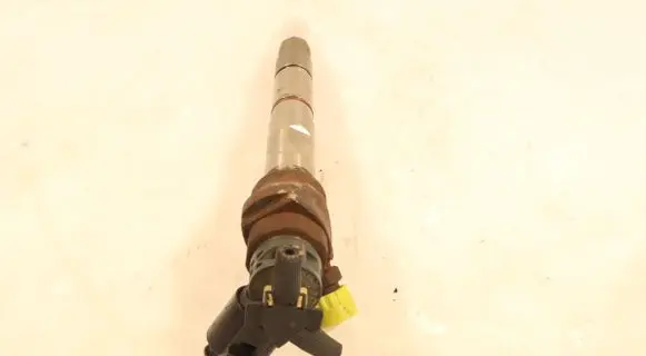Volkswagen Caddy Fuel injector 0445110469