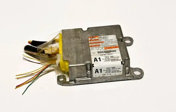 Toyota Avensis T270 Airbag control unit/module 8917005390 16280