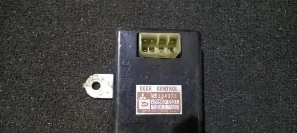 Mitsubishi Space Wagon Other control units/modules mb354328 051500-0631