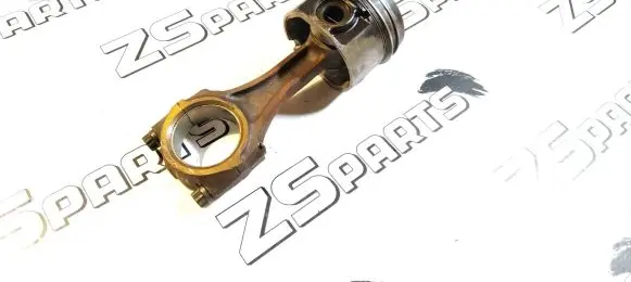 Nissan Patrol Y61 Piston with connecting rod