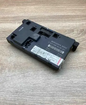 Mercedes-Benz E W211 Door control unit/module 2118200426 356802