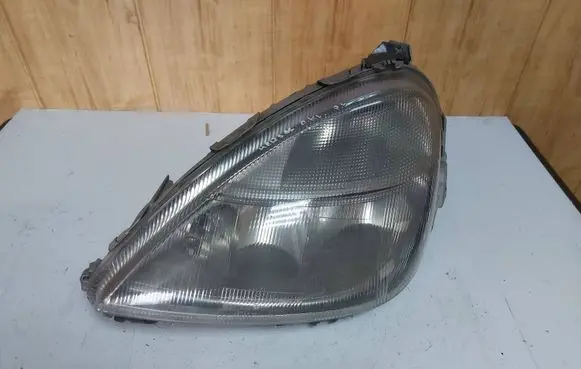 Mercedes-Benz A W168 Headlight/headlamp A1688200361 0301152601