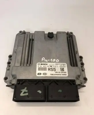 KIA Sportage Engine control unit/module 391152FGG5 0281032639 EDC17C57