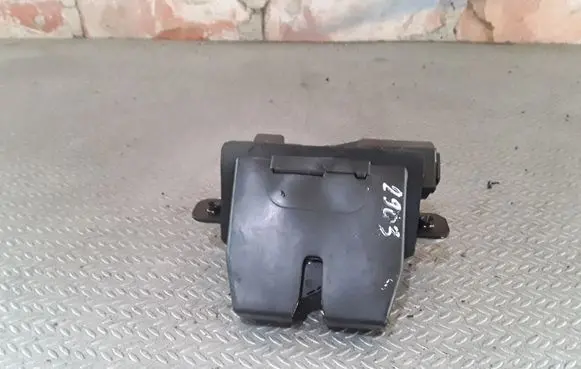 Ford Fiesta Tailgate/trunk/boot lock/catch/latch