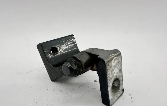 Audi Q7 4L Rear door upper hinge 7L0833401B