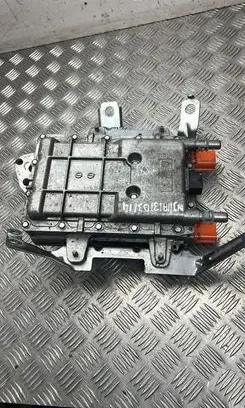 Ford Explorer VI Voltage converter inverter L1M810C785AG