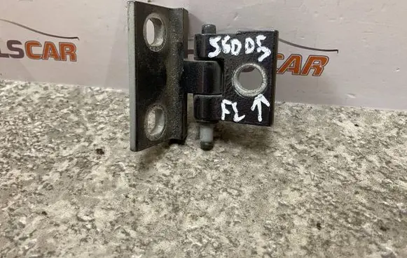 Volvo S60 Front door upper hinge