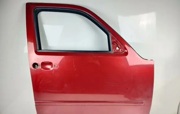 Dodge Nitro Front door