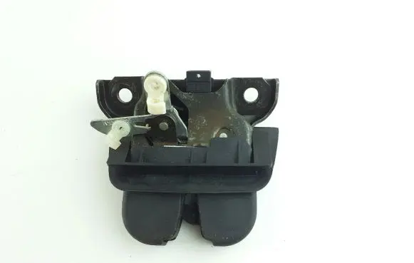 Audi A6 S6 C5 4B Tailgate/trunk/boot lock/catch/latch KL8215