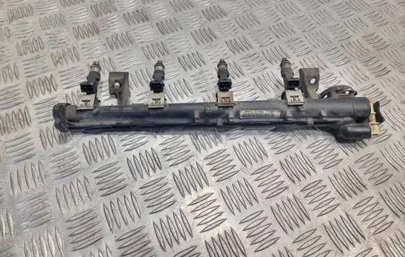 Fuel injectors set