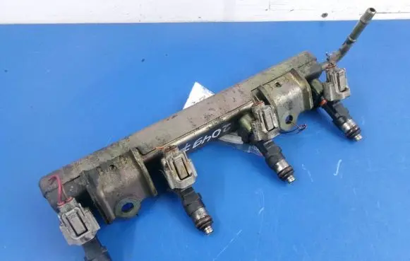 Nissan Micra Fuel main line pipe