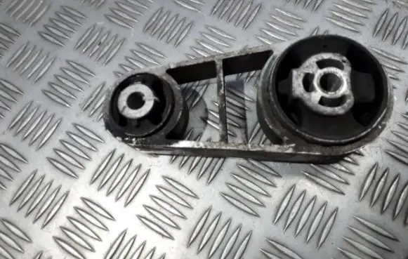 Ford Mondeo Mk III Engine mount bracket BH9SA