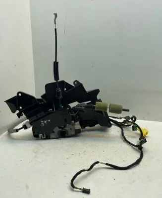 Mercedes-Benz GLK (X204) Front door lock A2047201835 A2045406210 A2047232008