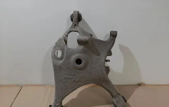 Volvo S90, V90 Rear upper control arm/wishbone 31678070 31678074