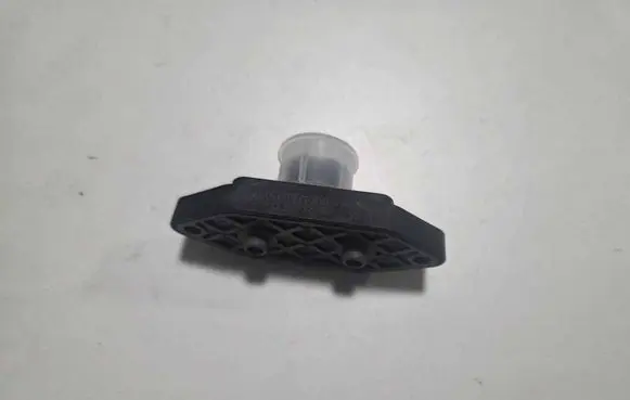 Mercedes-Benz Sprinter W906 Air pressure sensor A0004303907 9325005011