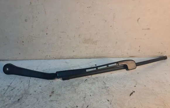 BMW 3 E90 E91 Windshield/front glass wiper blade 