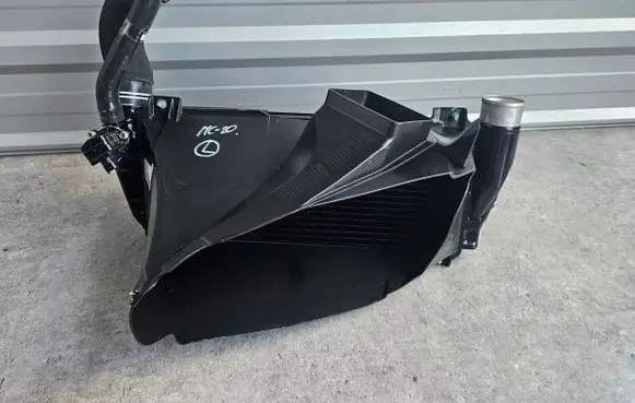 Maserati Ghibli Intercooler radiator